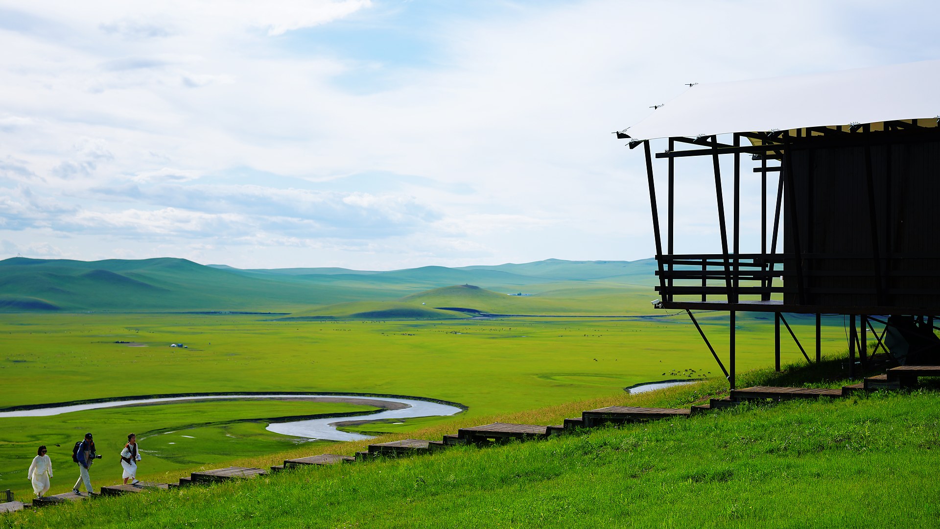闺蜜四人的草原自驾